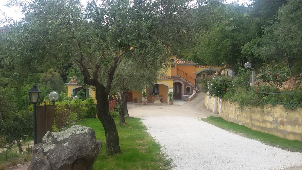 Le Roverelle Ilbono Dış mekan fotoğraf